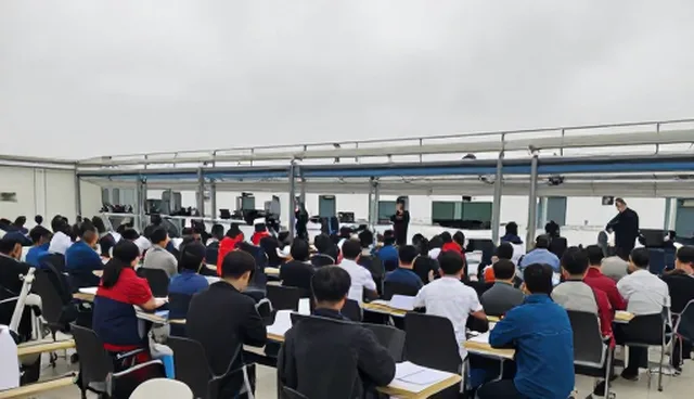 北京企业网站设计公司：两种网站搭建方式的取舍分析